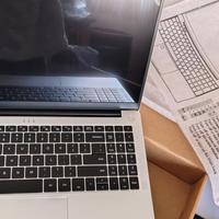 PC Portatile Ryzen 5, 16 GB RAM, 1 TB SSD, WIN 11