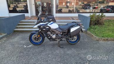 Suzuki V Strom DL 650 XT Explorer