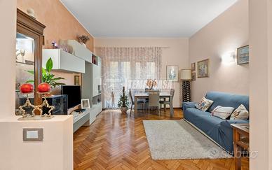 TRILOCALE CON DOPPI SERVIZI!