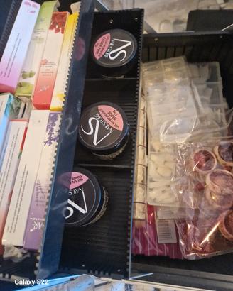 valigetta kit unghie