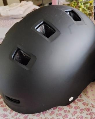 Pettini e Kit protezione(Casco e protezioni arti)