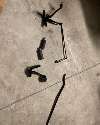 Pedane avanzate Harley Davidson Dyna