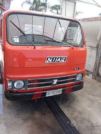 Camion fiat om 40 ribaltabile