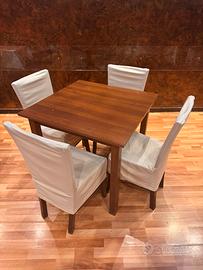 Tavolo 80x80 con 4 Sedie e vestine crema