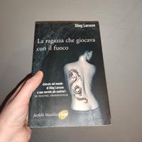 La ragazza che giocava con il fuoco