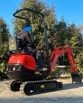 E213 Mini escavatore Neuson 10 q carro allargabile