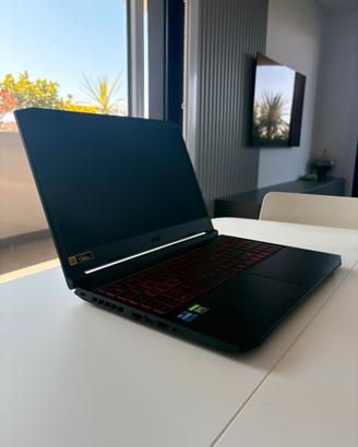 Acer Nitro 5 Gaming Intel core i7- RTX- 144hz