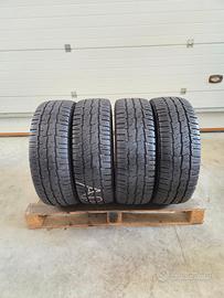 4 gomme Michelin 235 65 16 C  invernali
