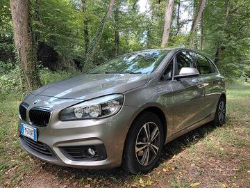 BMW 218d ACTIVE TOURER 