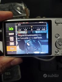 fotocamera Sony con tutti gli accessori 