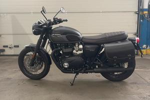 Triumph Bonneville T 120 Black