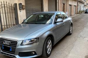 Audi A4 -Motore rifatto -Carrozzeria ben tenuta