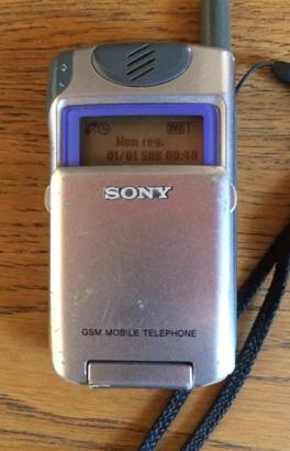 CELLULARE SONY CMD Z5 GSM VINTAGE Funzionante