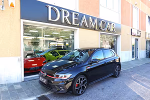 VOLKSWAGEN Polo 2.0 TSI DSG GTI PANO-ALCANTARA-1