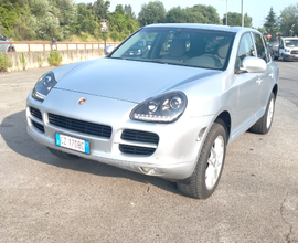 Porsche Cayenne 3.2 benzina automatico