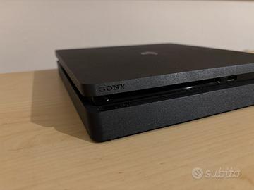 PS4 slim