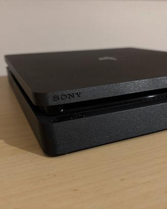 PS4 slim