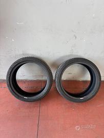 Gomme 225/40/R19