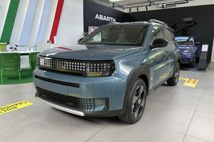 Fiat Grande Panda 1.2 hybrid La Prima 110cv edct