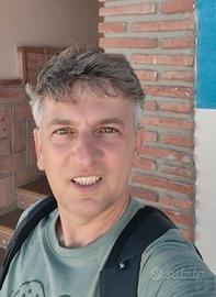 Uomo ceco serio e affidabil