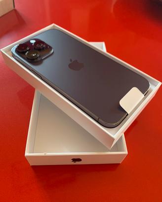 iPhone 14 pro max viola