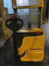 stoccatore  trespallet elettrico jungheinrich