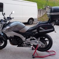 Suzuki 600 gsr naked