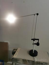 lampada da Tavolo  di design Valentina. 
