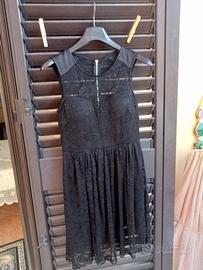 abito elegante in pizzo ragazza 