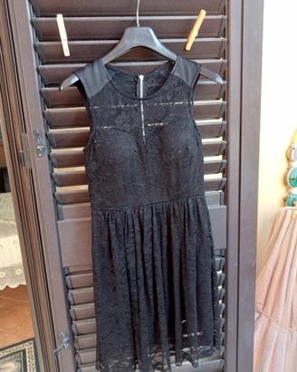 abito elegante in pizzo ragazza 