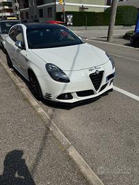 Alfa Romeo Giulietta quadrifoglio verde