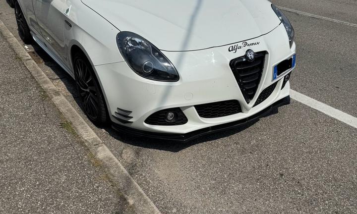 Alfa Romeo Giulietta quadrifoglio verde