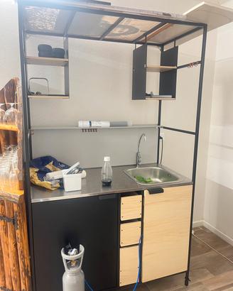 Cucinotto con lavabo