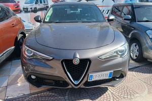Alfa Romeo Stelvio 2.2 Turbodiesel 180 CV AT8 Q4 B