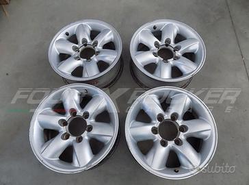 N°4 Cerchi in lega 16×7 Nissan Terrano 2