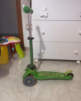 Monopattino mini micro deluxe verde