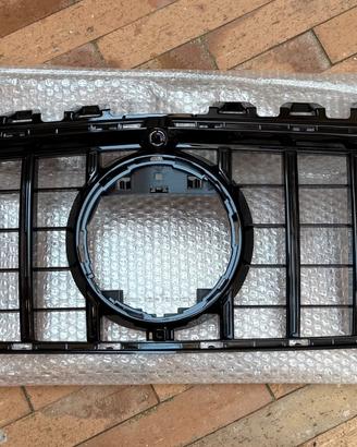 Calandra Mercedes CLA c118 pre rest
