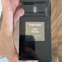 Profumo tom ford oud wood