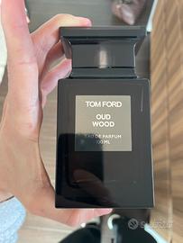 Profumo tom ford oud wood