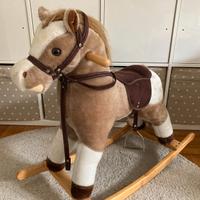 Cavallino a dondolo con effetti sonori