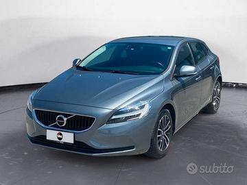 VOLVO V40 2.0 d2 Momentum