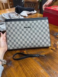 Pochette cover world nuova mai usata