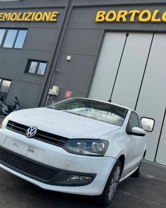 VOLKSWAGEN POLO 6R per ricambi usati CGP