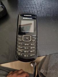 Samsung GT-E1080W - con caricabatteria - funzionan