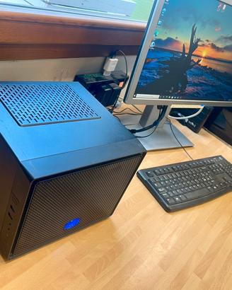 Personal Computer Barebone x TV CUBE Cooler Master