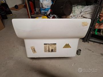 lavatoio in ceramica 