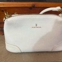 Borsa bianca di regina schrecker