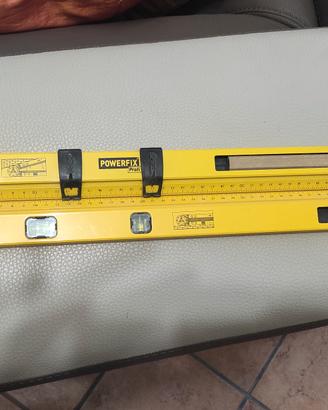 Livella a bolla multifunzione 