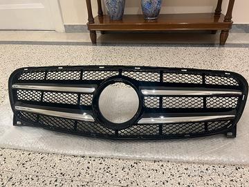 Griglia mercedes GLA (x156)  pre-restyling