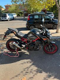 Kawasaki Z900_2021 - 27.000 km - Arrow - A2